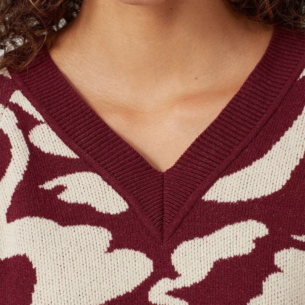 Abstract Devon V-Neck Sweater - image 4